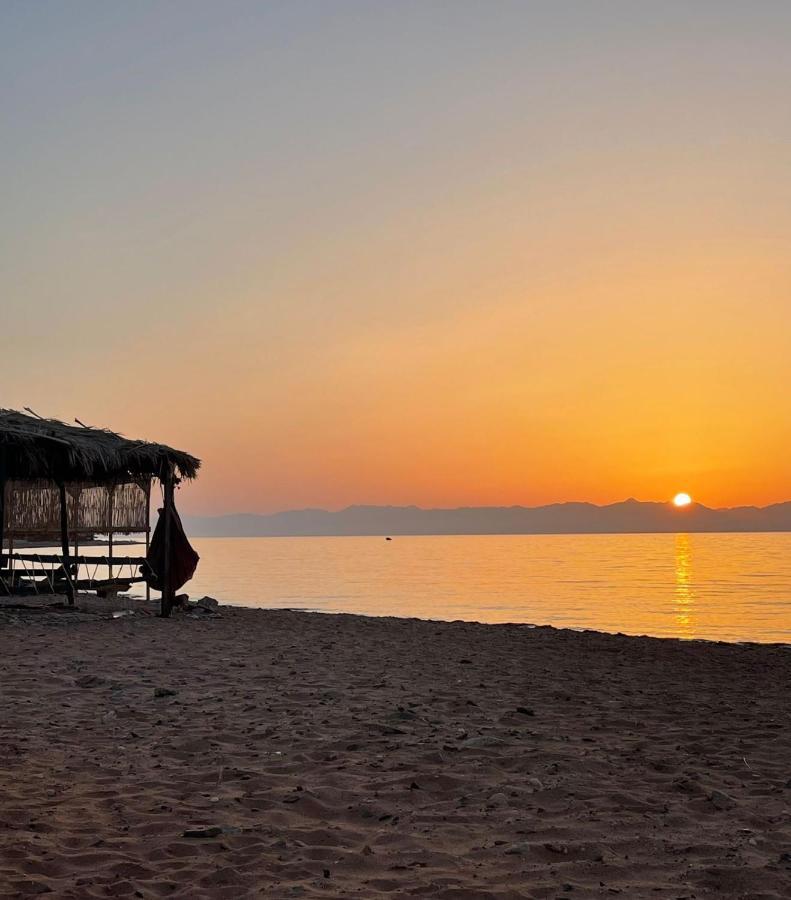 Anne Sinai'S Best Camp & Resturant Hotel Nuweiba Bagian luar foto